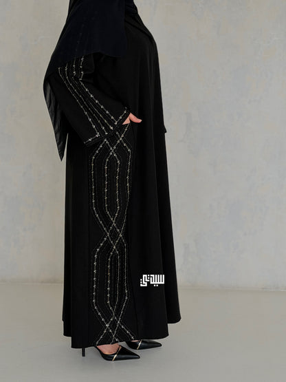 907